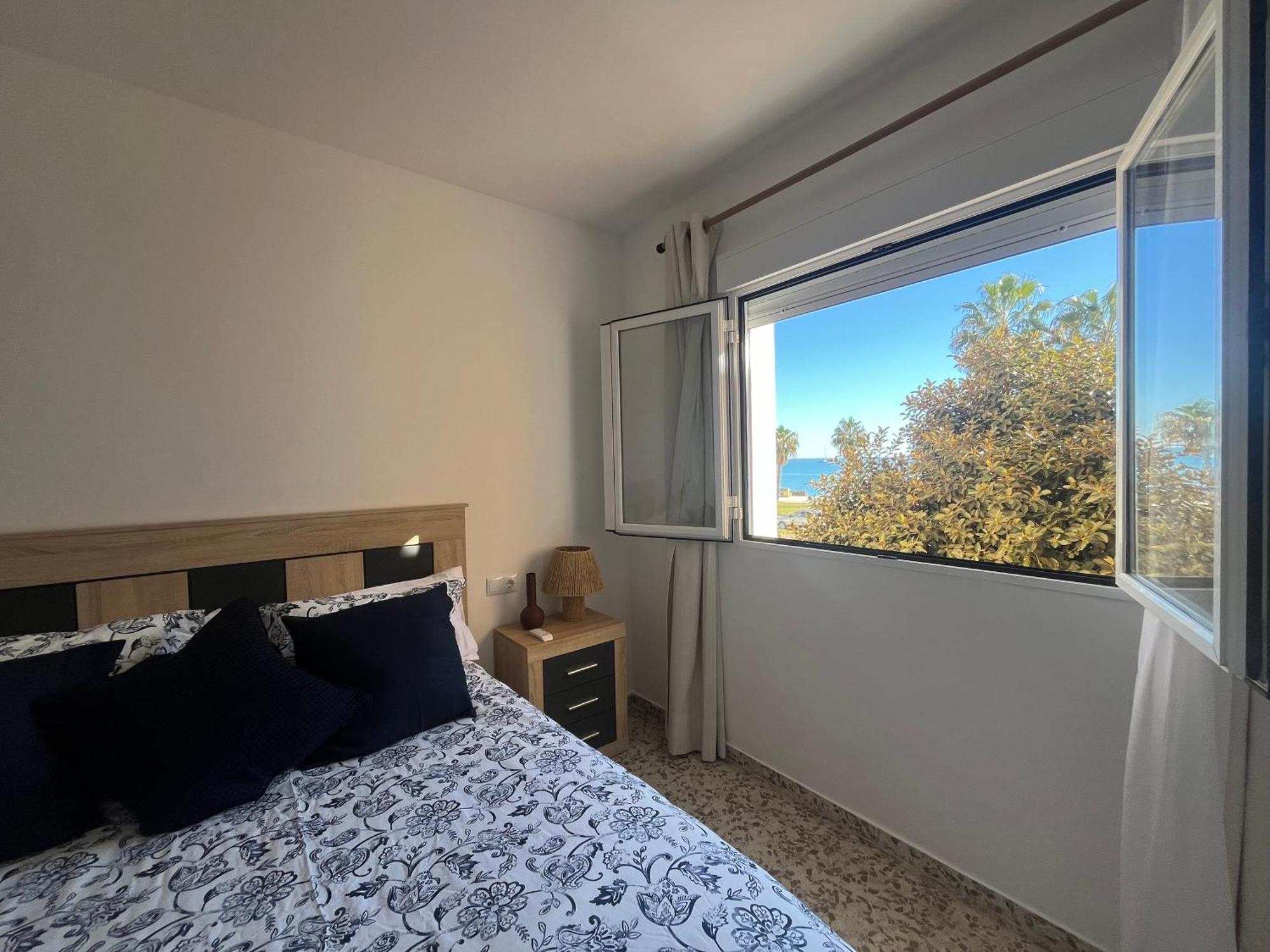 Love Rent4 Malaga Huelin Buitenkant foto